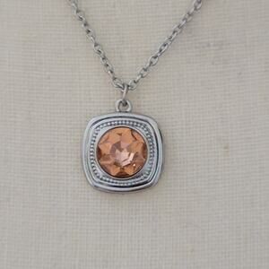 NWT Pendant Necklace Silver With Citrine Faceted Stone 18" Link Chain Extender